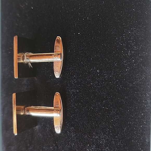 Vintage Foster Gold Tone Square Textured Cufflinks - Picture 2 of 5